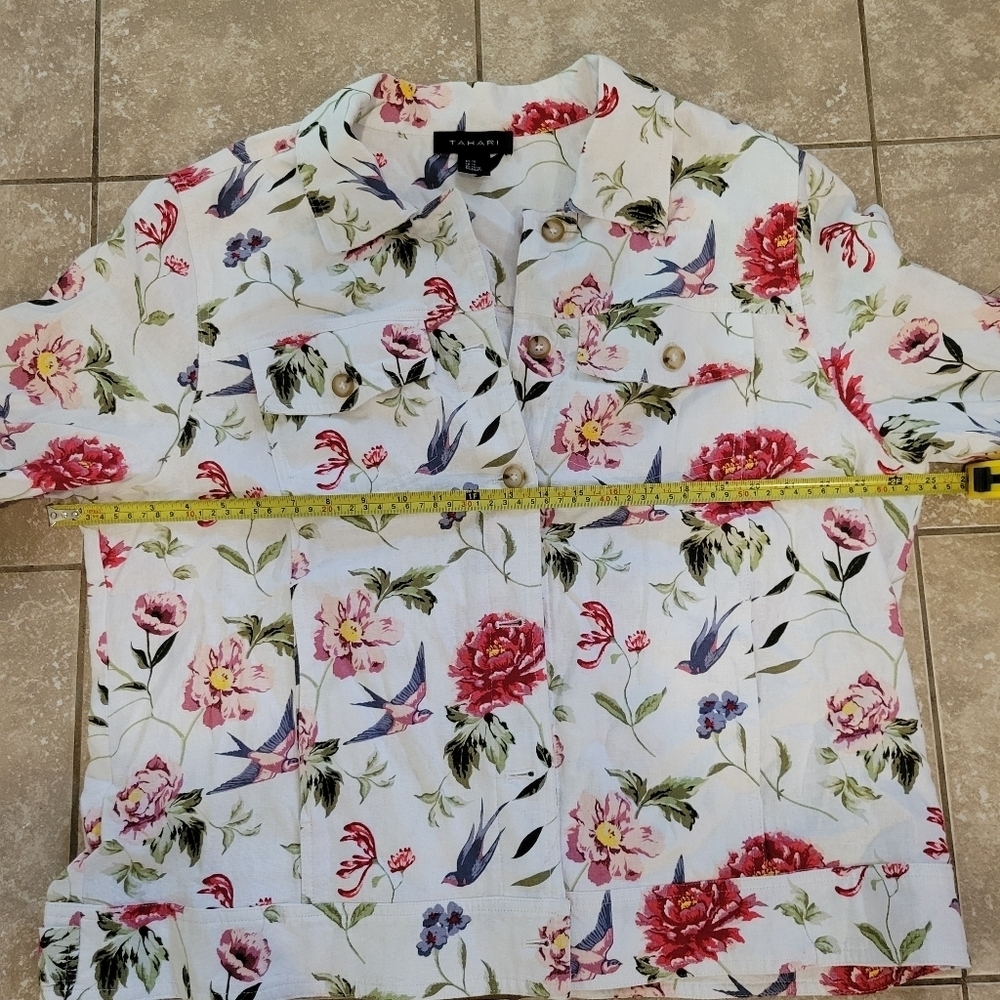 Tahari Women's Plus Size White Floral Linen Blend Shirt Jacket. Size 1X Coastal - Picture 12 of 13